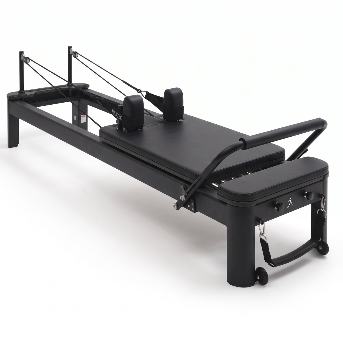 Pilates reformer aluminum all black, 3/4 view
