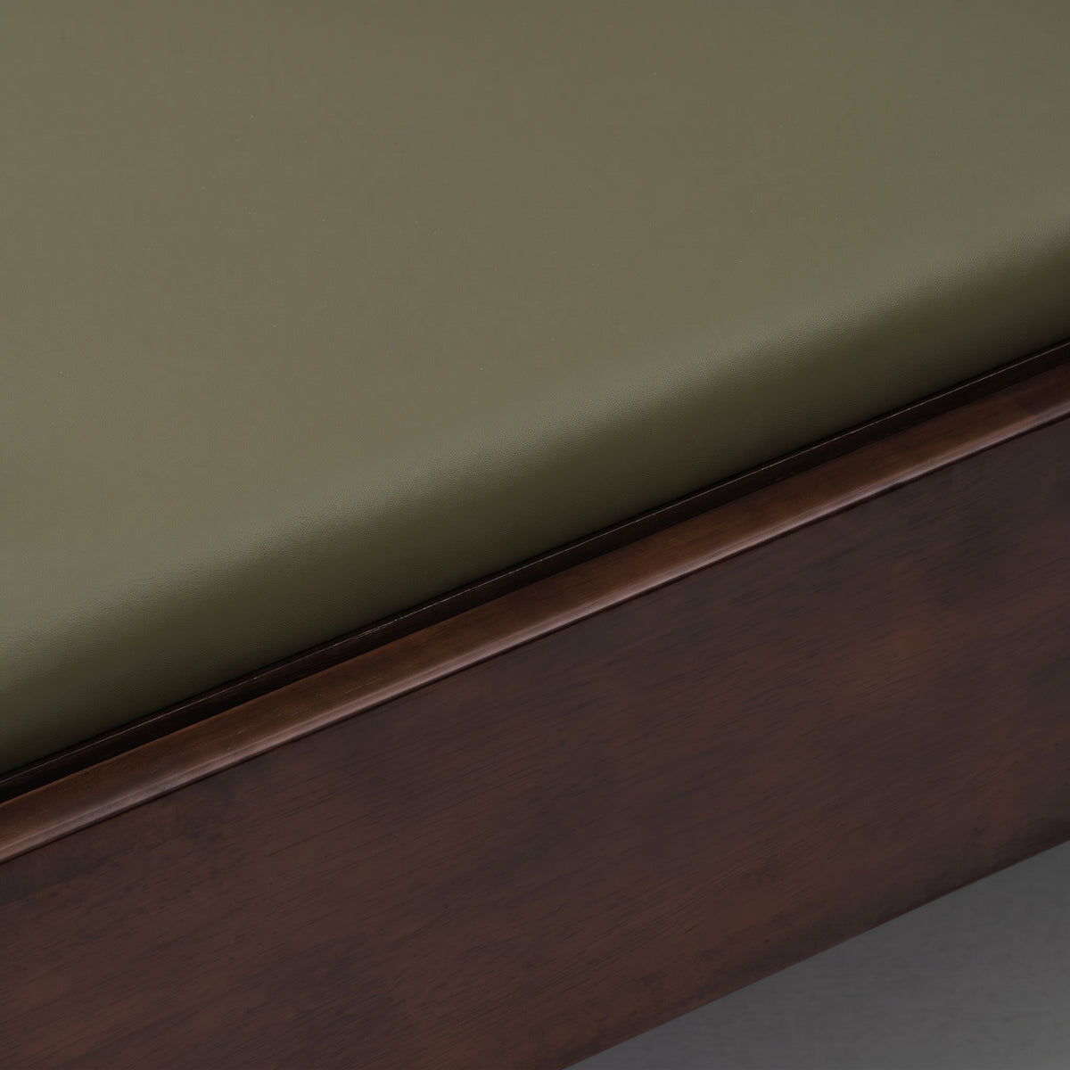 Pilates Reformer Studio Prestige, olive upholstery – walnut frame and vegan leather upholstery