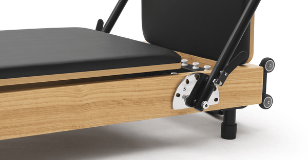 Foldable reformer Flexi, frame locked at the base