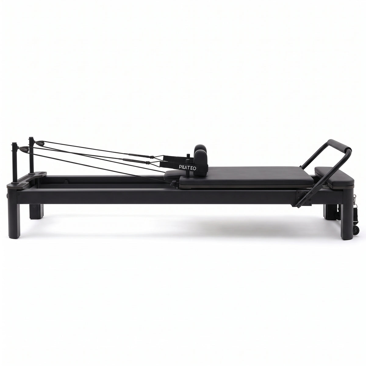 Pilates reformer aluminum all black, side view