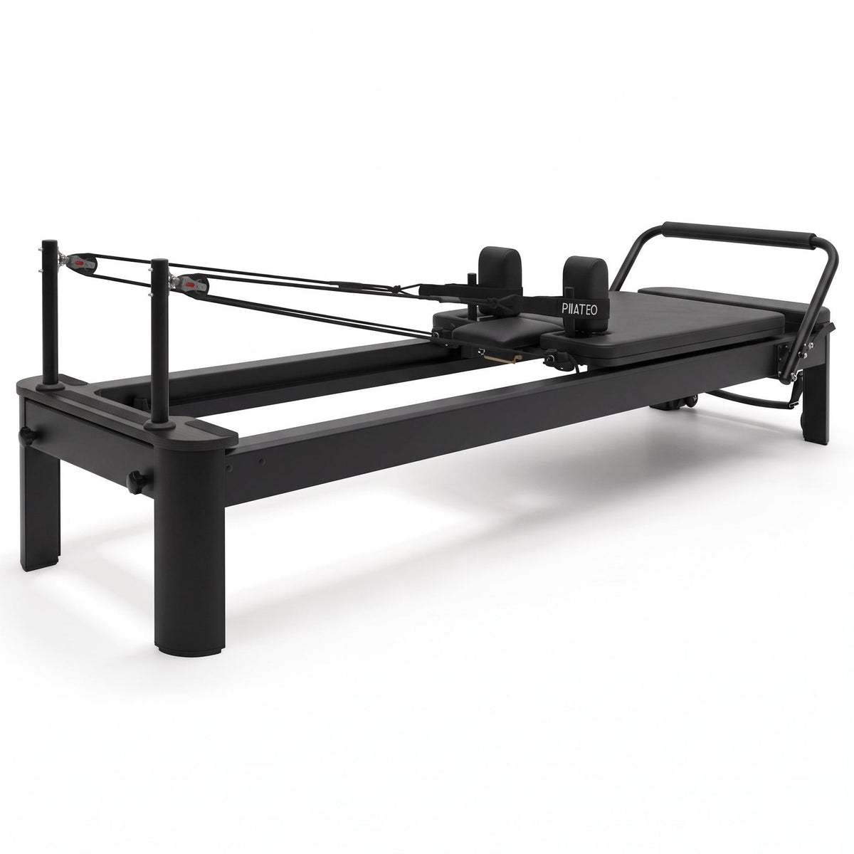Pilates reformer aluminum total black, 3/4 view