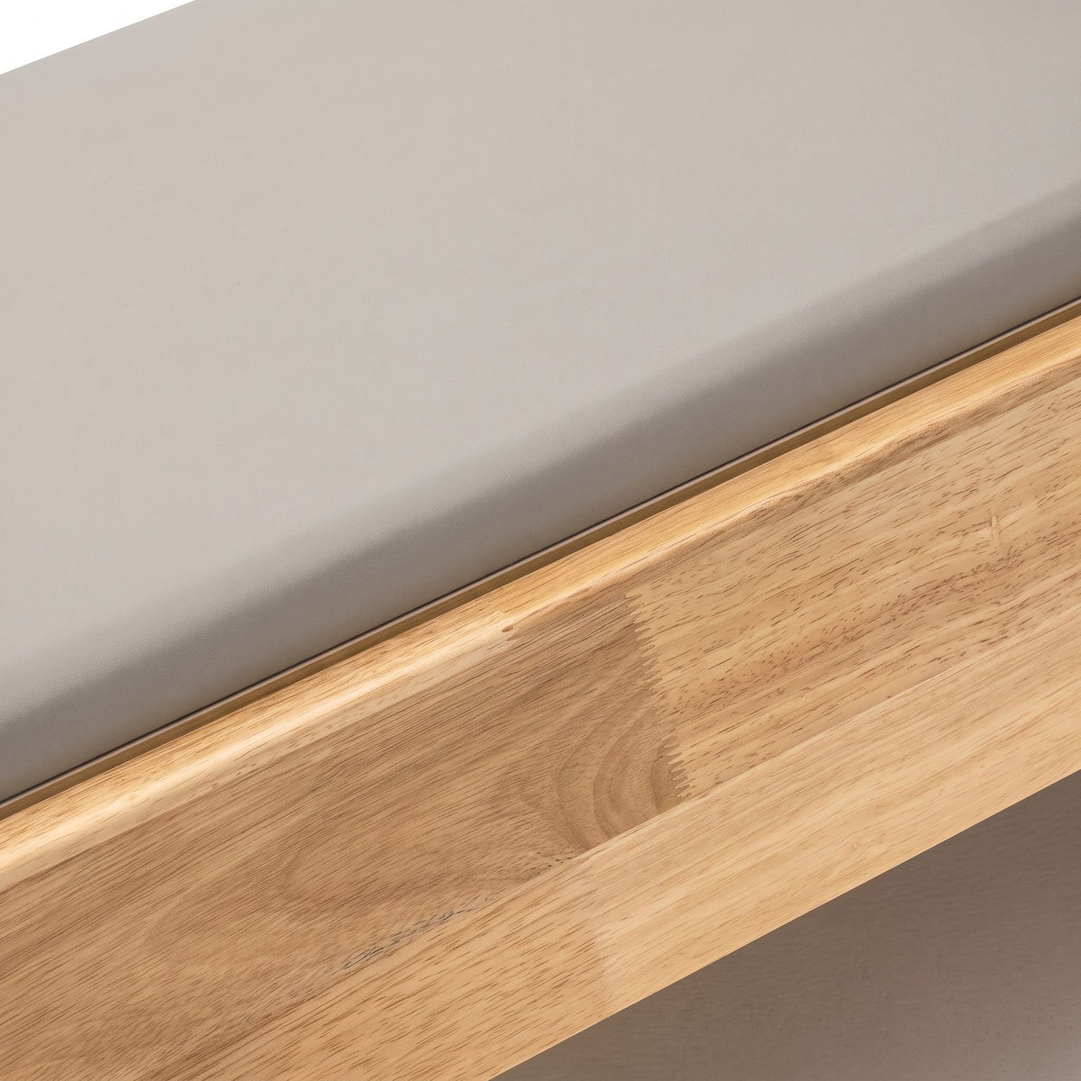 Pilates reformer Classic pearl grey, oak frame and vegan leather