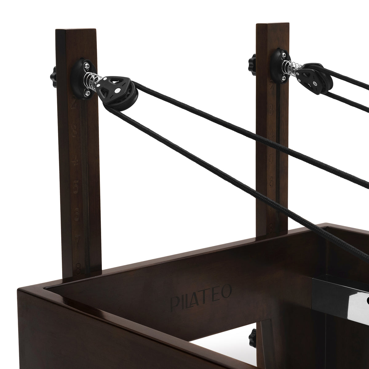 Studio Prestige reformer – walnut pulley posts